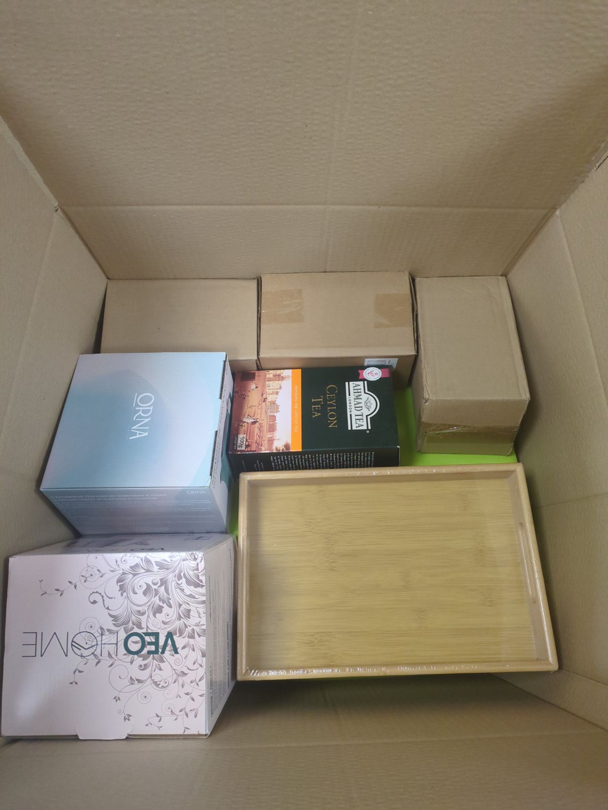 A packed Bringbox going to Qatar